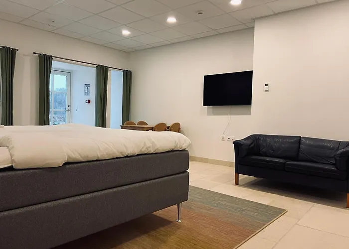 Chateau Lecusse - La Grande Roche - Hotel, Spa, Boutique & Restaurant