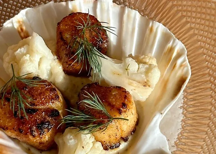 Chateau Lecusse - La Grande Roche - Hotel, Spa, Boutique & Restaurant