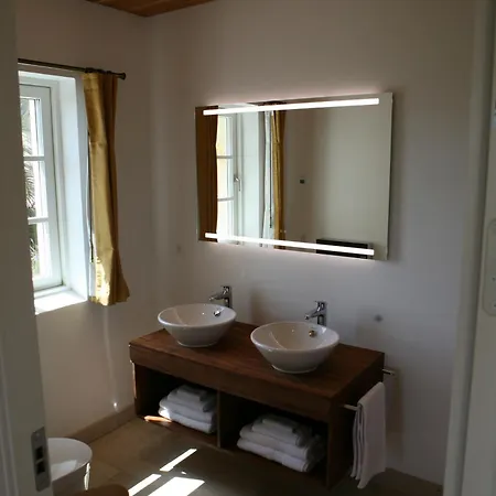 Chateau Lecusse - La Grande Roche - Hotel, Spa, Boutique & Restaurant 5* Broze